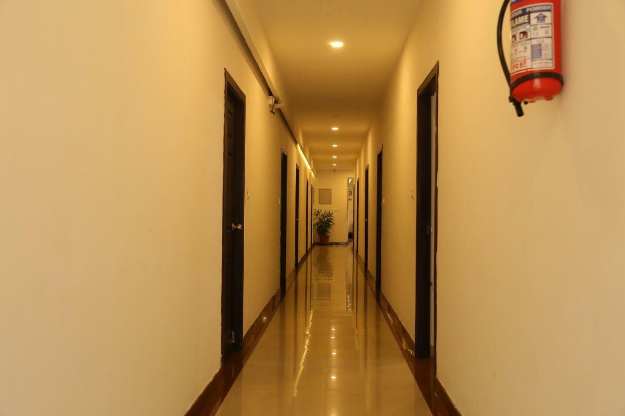 Kodavath Regency Alwaye Luaran gambar